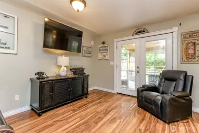 12111 213th Avenue Ct E, Bonney Lake, WA 98391 - Photo 17