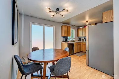 2207 180th Place SE, Bothell, WA 98012 - Photo 3