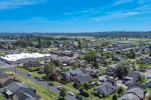 181 SE 9th St, Chehalis, WA 98532 - Photo 3
