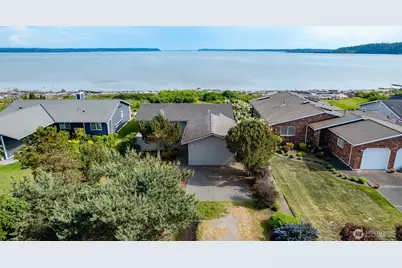 754 Livingston Bay Shore Drive, Camano Island, WA 98282 - Photo 23