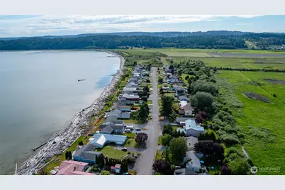 754 Livingston Bay Shore Drive, Camano Island, WA 98282 - Photo 27