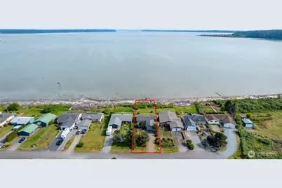 754 Livingston Bay Shore Drive, Camano Island, WA 98282 - Photo 25