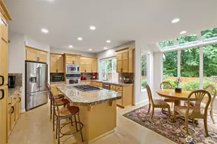 916 275th Pl SE, Sammamish, WA 98075 - Photo 13