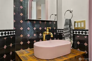 159 Denny Wy, Seattle, WA 98109 - Photo 17
