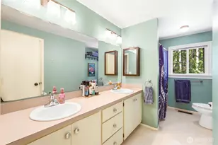 11714 SE 93rd St, Newcastle, WA 98056 - Photo 17