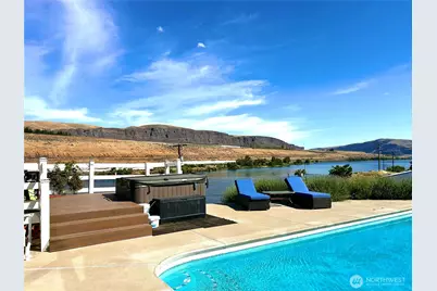 7667 Tarpiscan Road, Malaga, WA 98828 - Photo 3