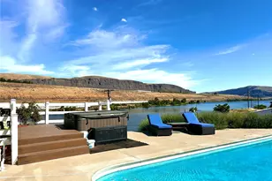 7667 Tarpiscan Rd, Malaga, WA 98828 - Photo 3