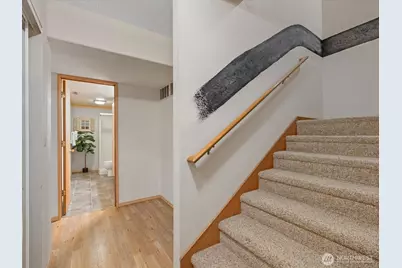 17116 Gravenstein Road, Bothell, WA 98012 - Photo 19