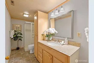 17116 Gravenstein Road, Bothell, WA 98012 - Photo 17