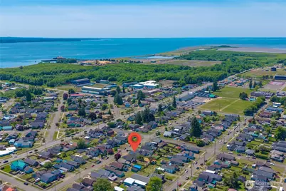 223 Karr Avenue, Hoquiam, WA 98550 - Photo 5