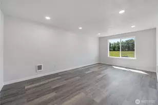 2511 Bay Ave, Hoquiam, WA 98550 - Photo 15