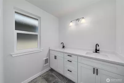 2511 Bay Avenue, Hoquiam, WA 98550 - Photo 19