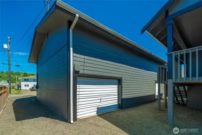 2511 Bay Avenue, Hoquiam, WA 98550 - Photo 37