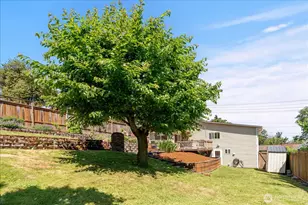 1227 S Henderson St, Seattle, WA 98108 - Photo 35