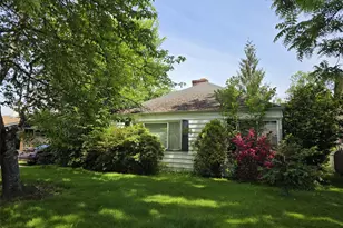 811 Lewis Ave, Sumner, WA 98390 - Photo 1