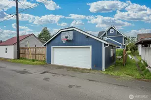 1825 Rucker Ave, Everett, WA 98201 - Photo 35