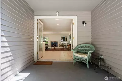 22214 NE 28th Place, Sammamish, WA 98074 - Photo 3