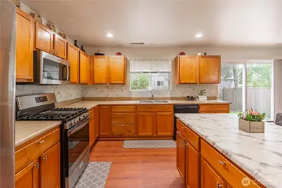 9316 Country Hollow Drive E, Puyallup, WA 98375 - Photo 15