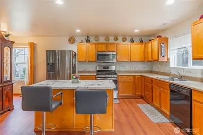 9316 Country Hollow Drive E, Puyallup, WA 98375 - Photo 13