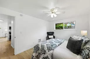 827 N 1st St, Renton, WA 98057 - Photo 15