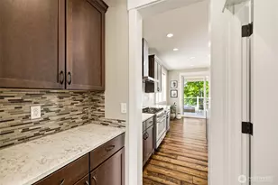 307 Puyallup St, Steilacoom, WA 98388 - Photo 11