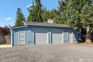 18 174th St SW, Bothell, WA 98012 - Photo 3