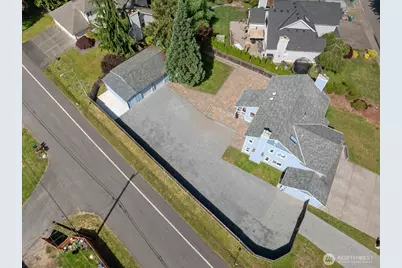 18 174th Street SW, Bothell, WA 98012 - Photo 33