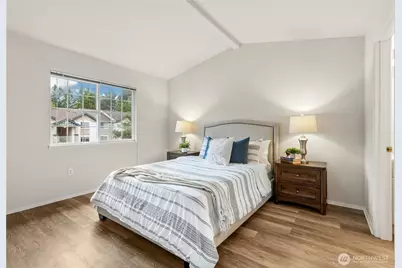 25235 SE Klahanie Boulevard #E305, Sammamish, WA 98029 - Photo 11