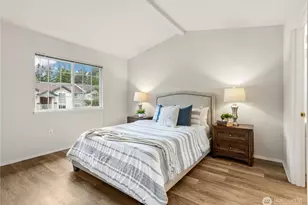 25235 SE Klahanie Blvd, Sammamish, WA 98029 - Photo 11