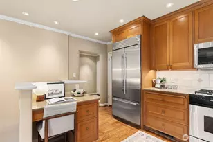 2615 E Garfield St, Seattle, WA 98112 - Photo 11