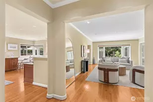 2615 E Garfield St, Seattle, WA 98112 - Photo 3