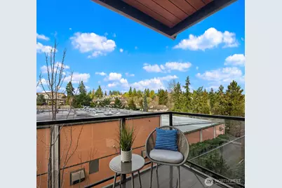 1085 103rd Avenue NE #328, Bellevue, WA 98004 - Photo 9