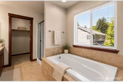 2124 Lakewood Drive SE, Olympia, WA 98501 - Photo 13