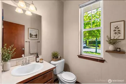 2124 Lakewood Drive SE, Olympia, WA 98501 - Photo 9