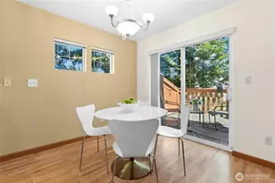 10030 Holly Dr, Everett, WA 98204 - Photo 7