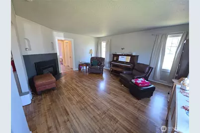 911 Alder, Hoquiam, WA 98550 - Photo 3