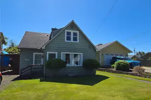 911 Alder, Hoquiam, WA 98550 - Photo 1