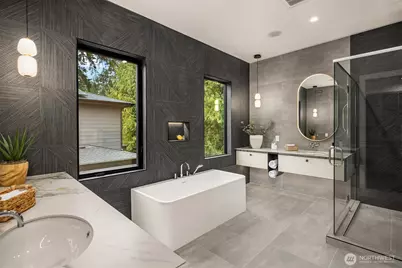 10656 Woodhaven Lane, Bellevue, WA 98004 - Photo 23