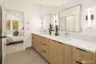 537 N 70th St, Seattle, WA 98103 - Photo 27