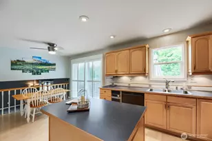 10332 27th Dr SE, Everett, WA 98208 - Photo 11