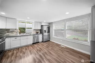 12302 SE 46th Ct, Bellevue, WA 98006 - Photo 5