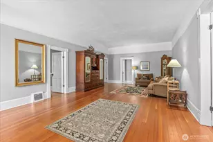 403 N Macleod Ave, Arlington, WA 98223 - Photo 9
