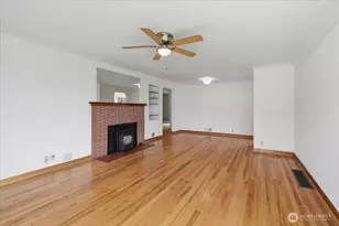 3733 SW Webster St, Seattle, WA 98126 - Photo 3