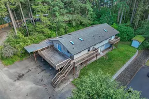 871 NE Larson Blvd, Belfair, WA 98528 - Photo 17