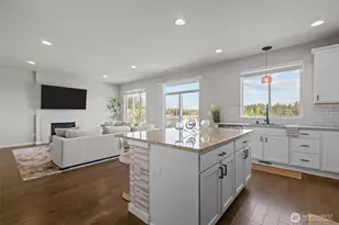 19042 123rd Ave SE, Renton, WA 98058 - Photo 9