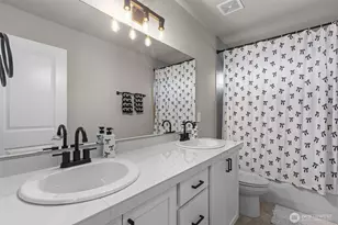 19042 123rd Ave SE, Renton, WA 98058 - Photo 23