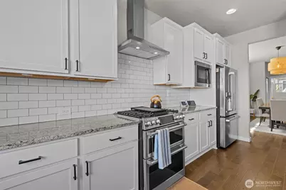 19042 123rd Avenue SE, Renton, WA 98058 - Photo 11