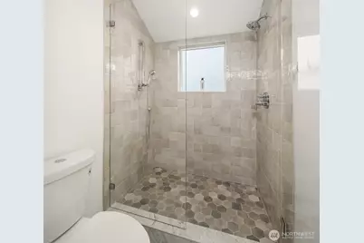 533 B N 70th Street, Seattle, WA 98103 - Photo 17