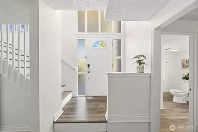 6215 122nd Avenue SE, Bellevue, WA 98006 - Photo 3