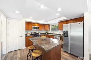 6215 122nd Ave SE, Bellevue, WA 98006 - Photo 11